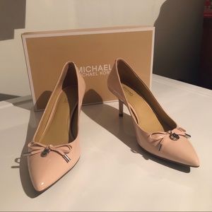 Micheal Kors Nancy Flex Soft Pink Mid Pump